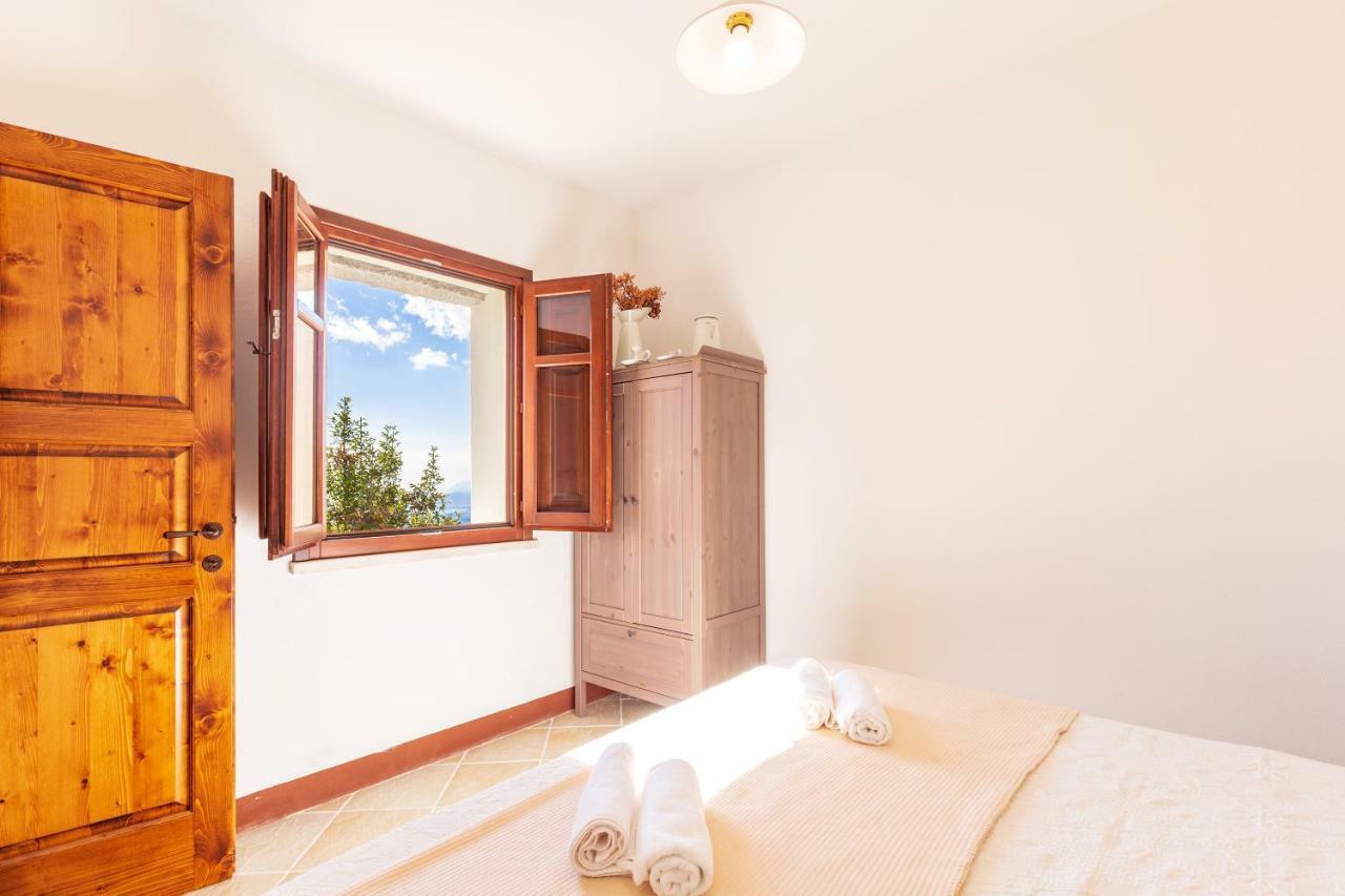 Domu Ala - Bynos Homes バウネーイ エクステリア 写真